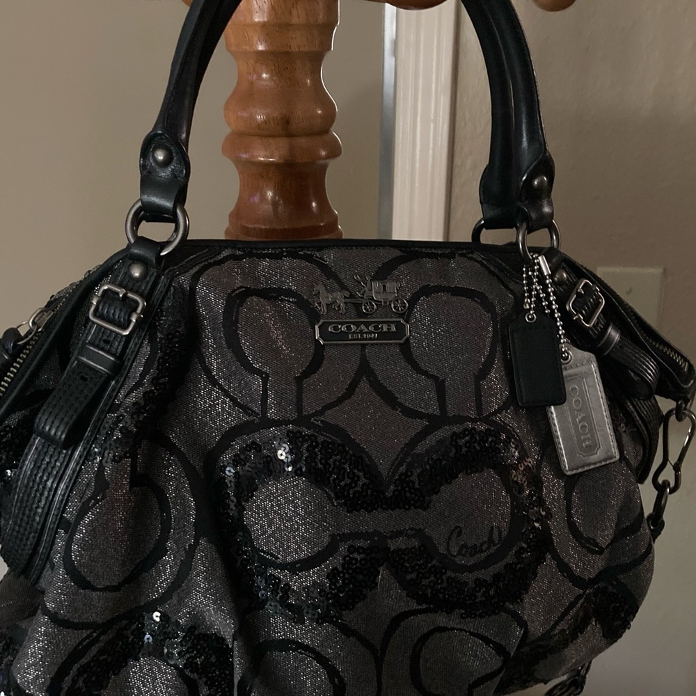 Large Coach Madison Sequin Op Art Sophia Satchel Black – 2010 – Style 15940 Rare